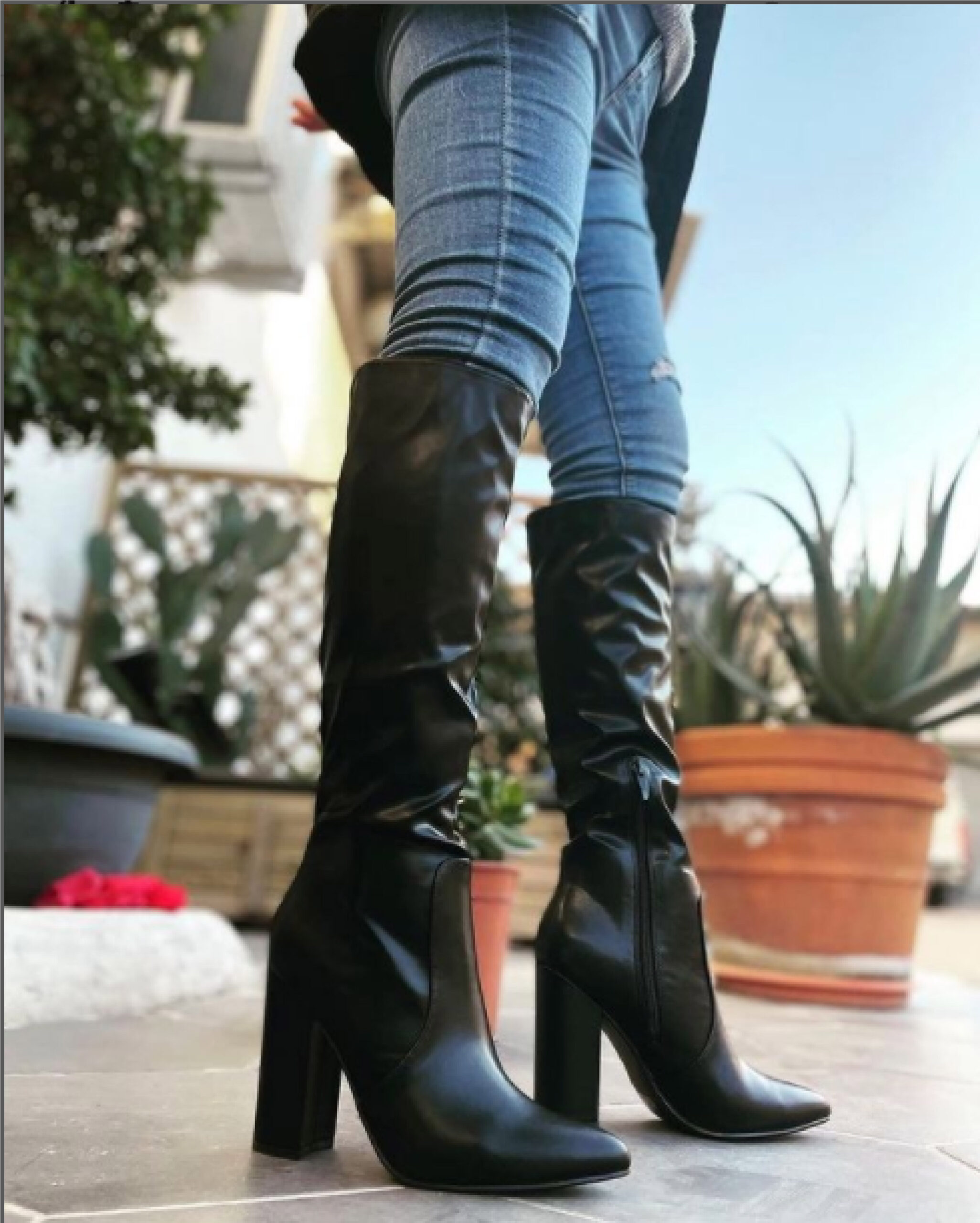 Botas altas de cuero y punta fina - Patric Queen