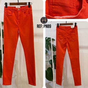 Pantalones Versátiles y Cómodos PN89