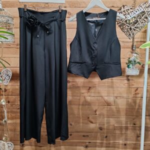 conjunto falda pantalón y chaleco