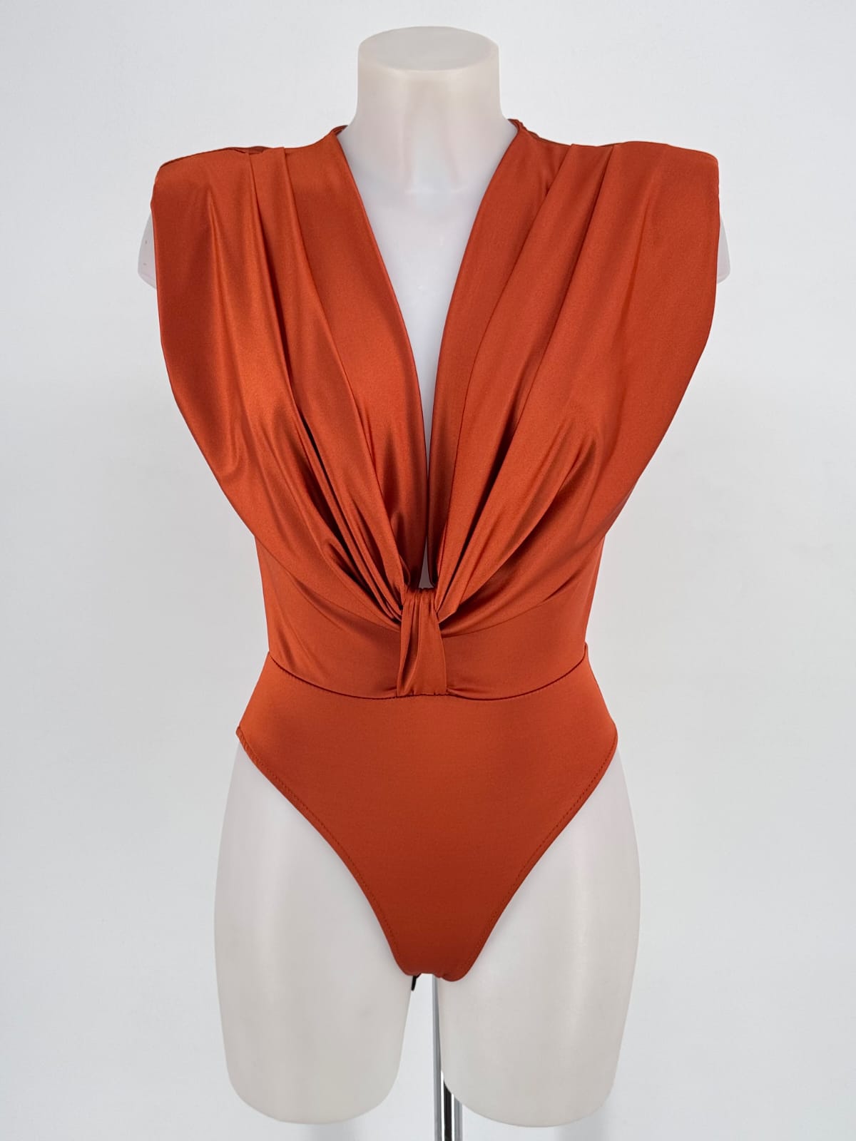 💃 ¡Tu poder se nota desde el outfit! Con nuestros bodys “Poder Femenino”, - Imagen 30
