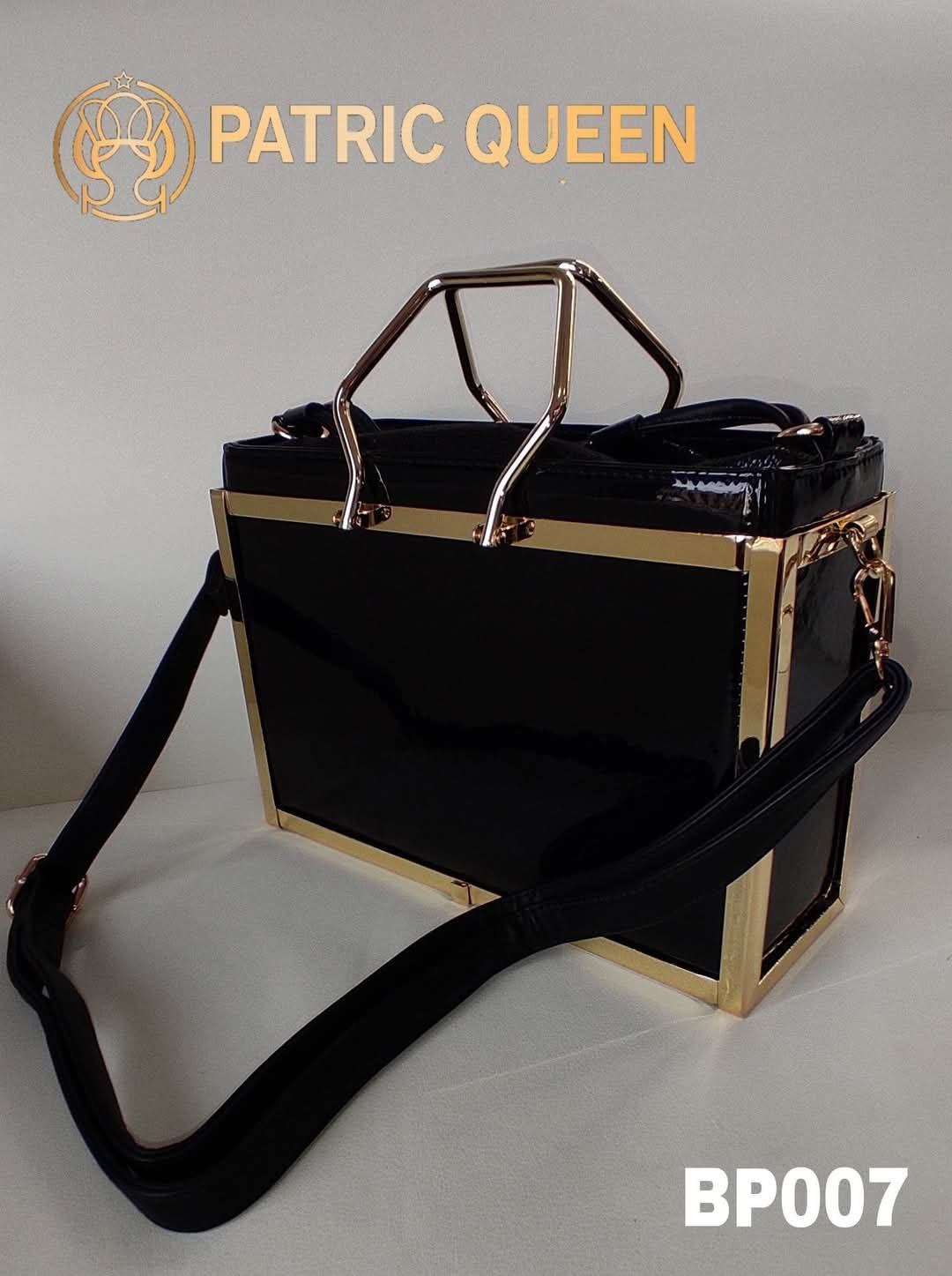 ✨ “Bolsos con Propósito – PatricQueen” Lujo que transforma vidas. - Imagen 3