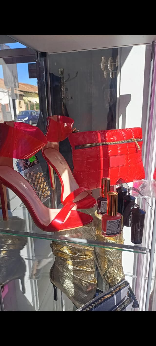 ✨ “Bolsos con Propósito – PatricQueen” Lujo que transforma vidas. - Imagen 12