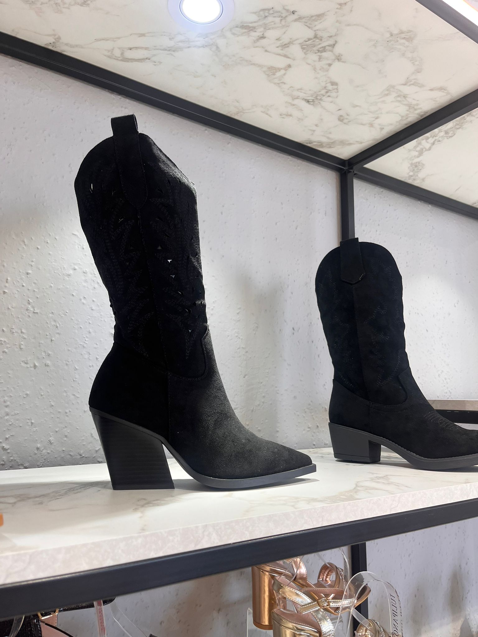 Botas Camperas Básicas – El Clásico que Nunca Falla - Imagen 15