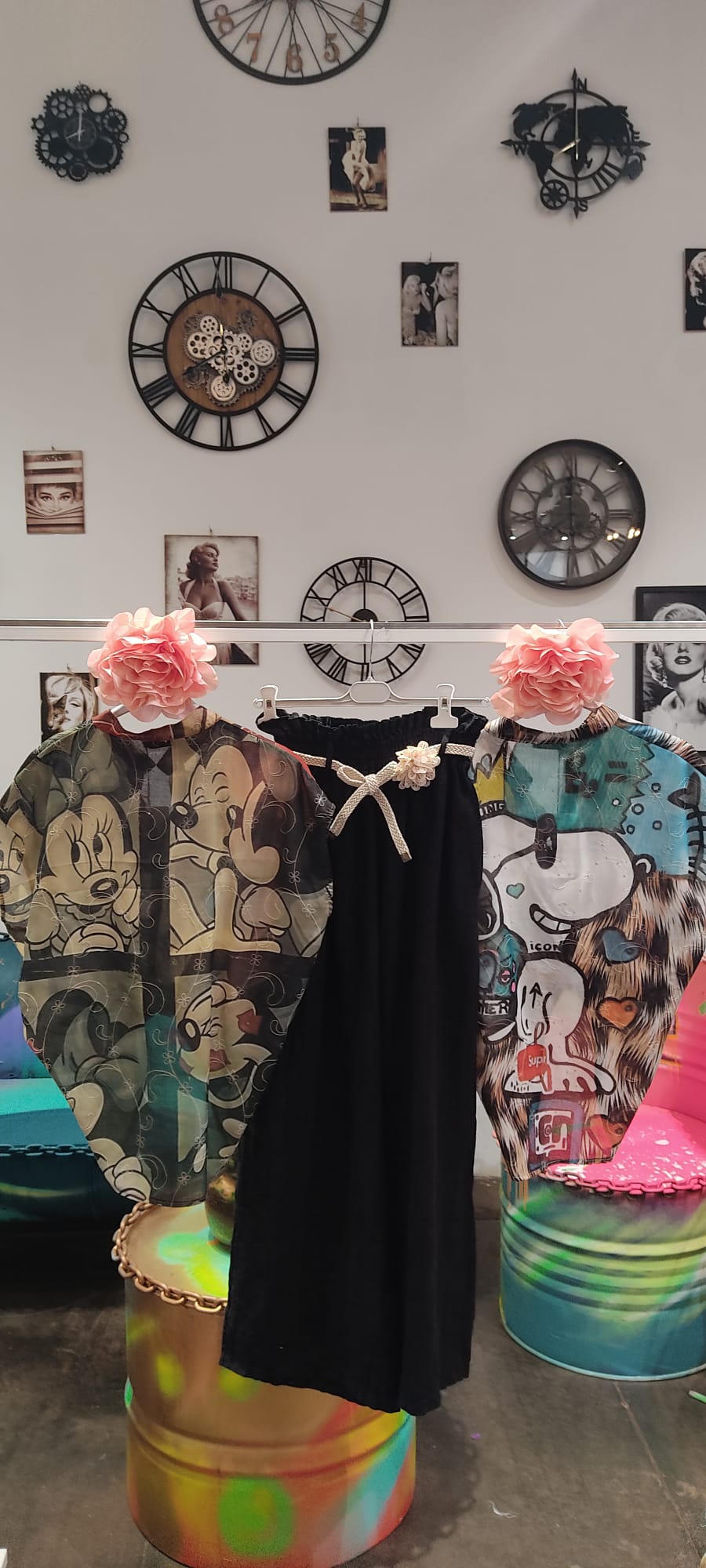 👘 KIMONOS Y CONJUNTOS ESTAMPADOS👚 CONJUNTOS FLUIDOS CON DETALLE DORADO Conjunto dos piezas encaje beige – Vestido elegante para eventos S/M/L - Imagen 13