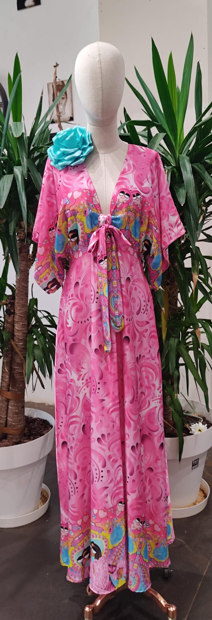 👘 KIMONOS Y CONJUNTOS ESTAMPADOS👚 CONJUNTOS FLUIDOS CON DETALLE DORADO Conjunto dos piezas encaje beige – Vestido elegante para eventos S/M/L - Imagen 63