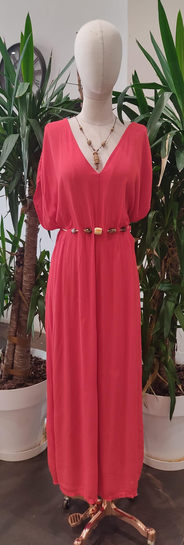 👘 KIMONOS Y CONJUNTOS ESTAMPADOS👚 CONJUNTOS FLUIDOS CON DETALLE DORADO Conjunto dos piezas encaje beige – Vestido elegante para eventos S/M/L - Imagen 66