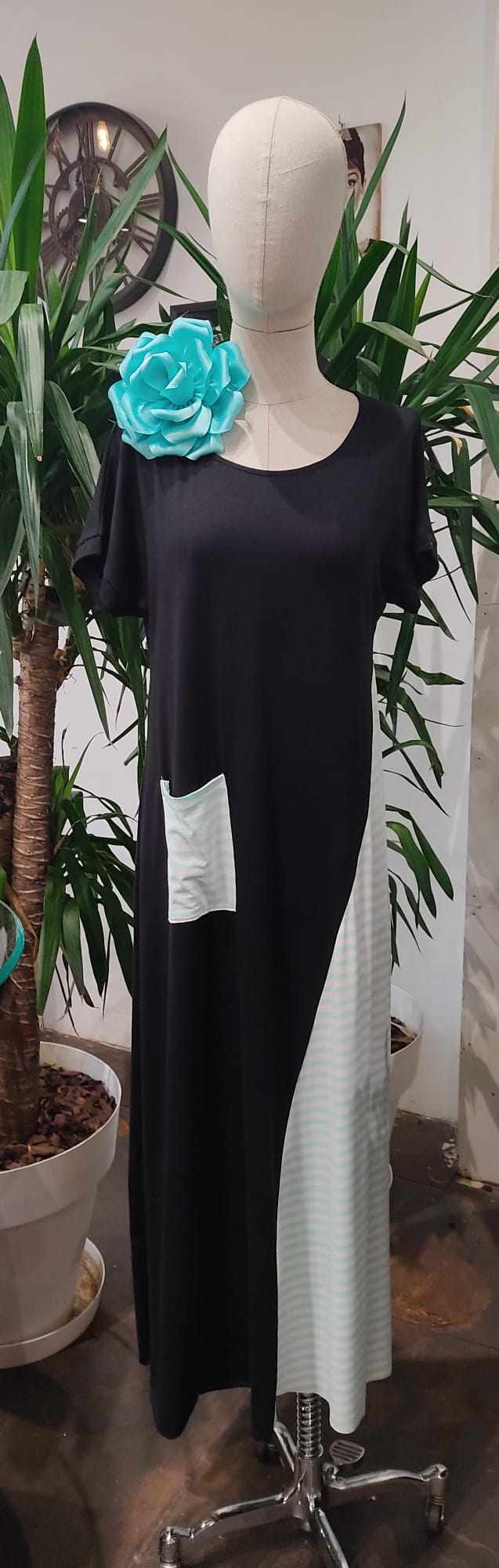 "Conjuntos y Vestidos de Lujo – Colección Bless Me PatricQueen"