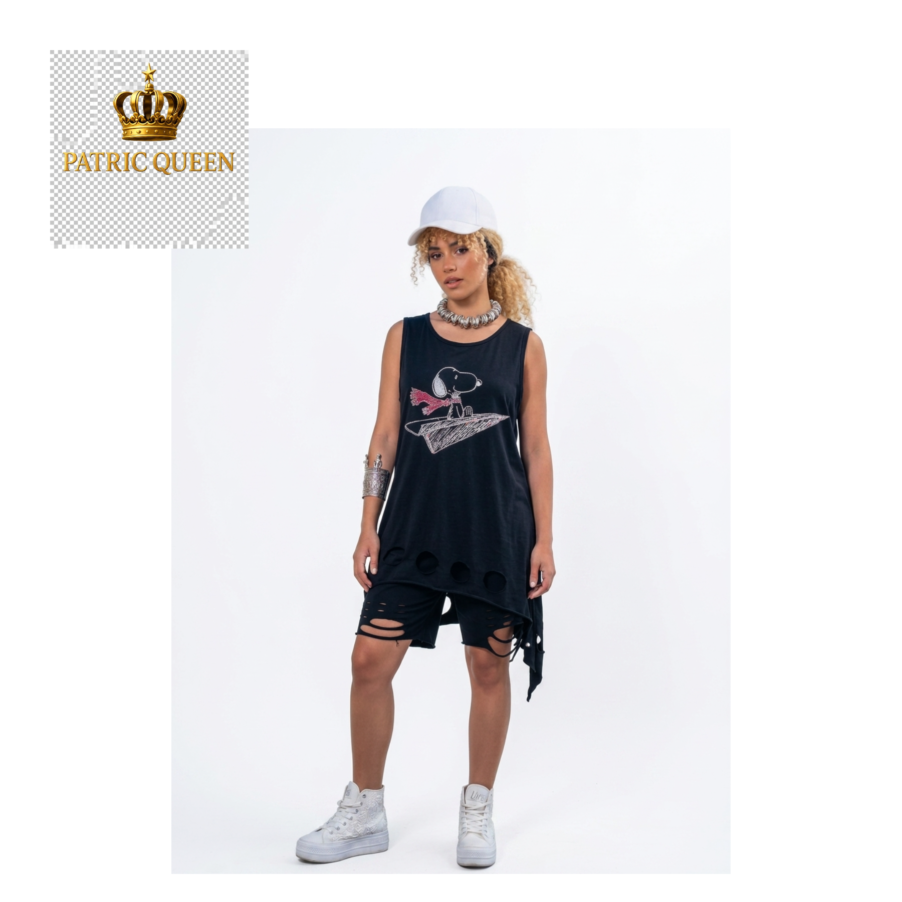 vistiendo conjunto de dos piezas con camiseta calada de camuflaje y pantalón corto con tachuelas de PatricQuee - Imagen 11