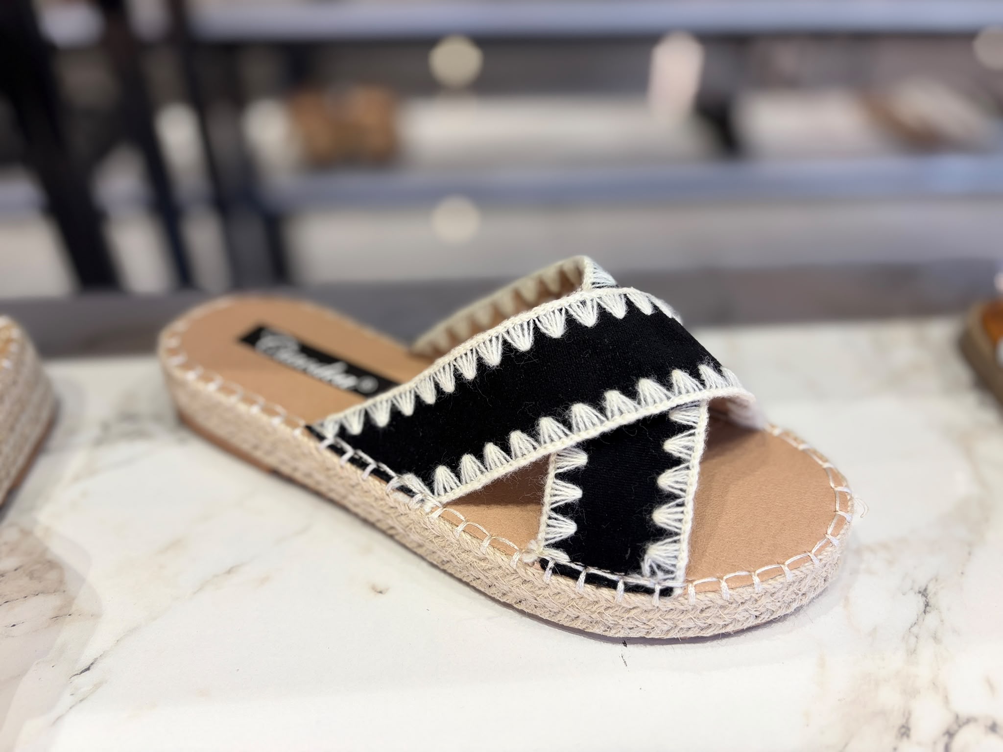 Sandalia Plataforma de Rafia con Tiras Metalizadas Multicolor | PatricQueen - Imagen 12