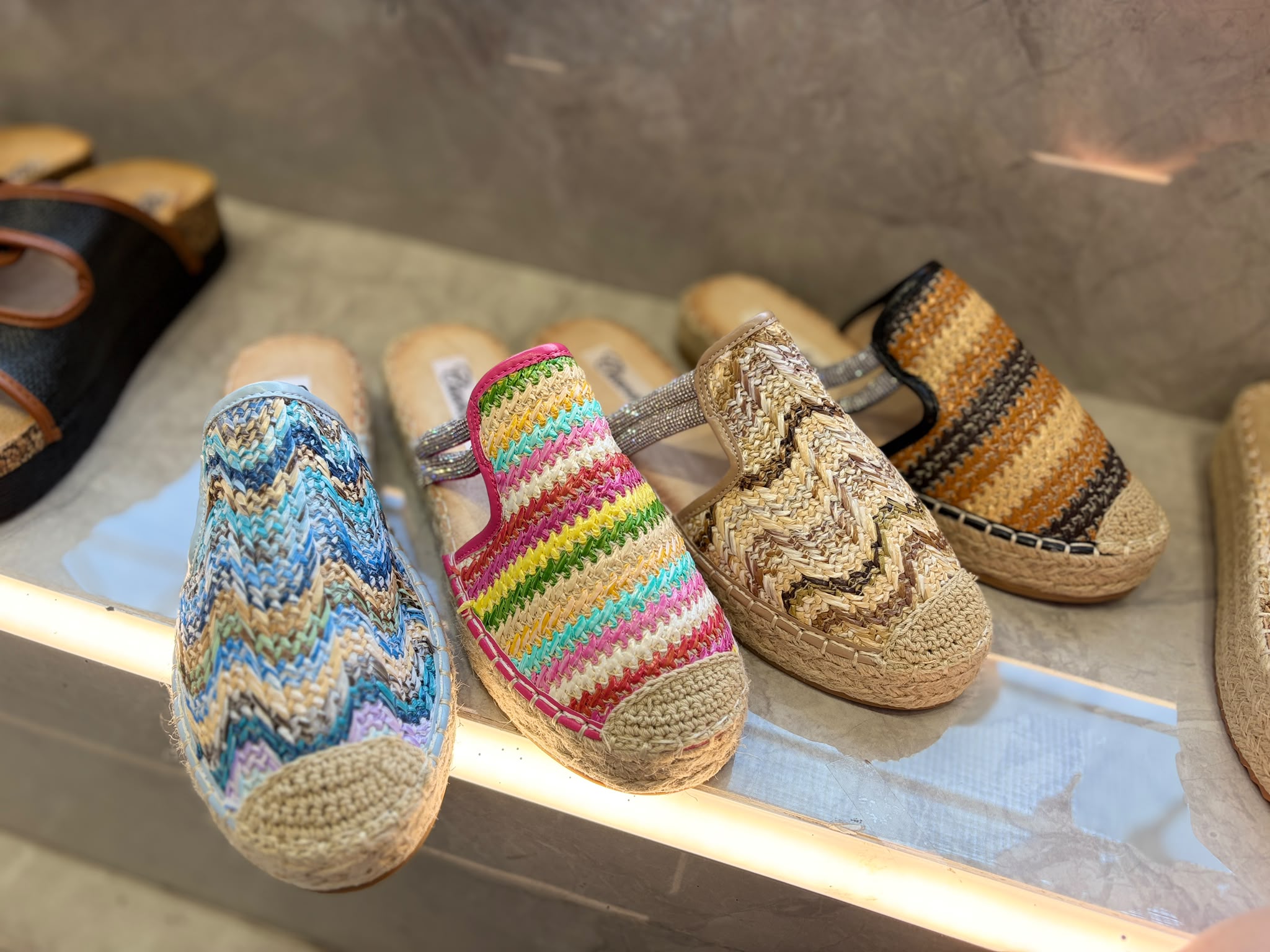 Sandalia Plataforma de Rafia con Tiras Metalizadas Multicolor | PatricQueen - Imagen 6