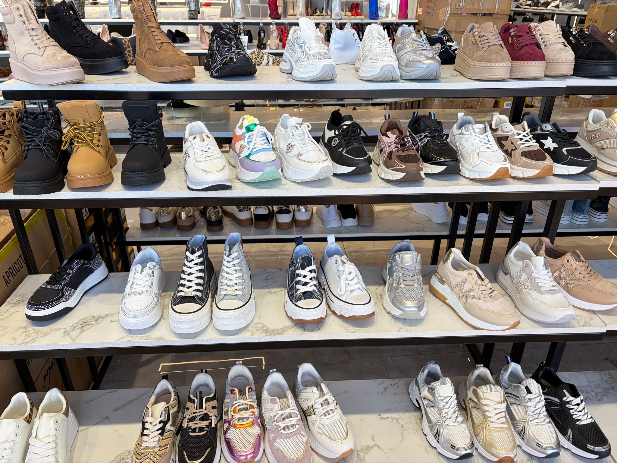 Colección Sneakers Plataforma y Zapatillas de Vestir con Brillo | PatricQueen - Imagen 8
