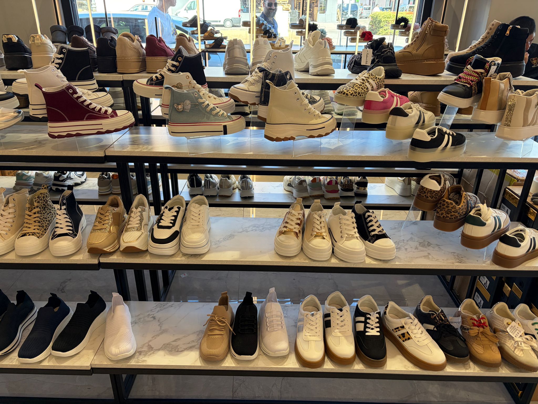 Colección Sneakers Plataforma y Zapatillas de Vestir con Brillo | PatricQueen - Imagen 2